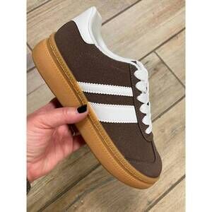 NEW COZZY GIRL women's lace-up sneakers in brown